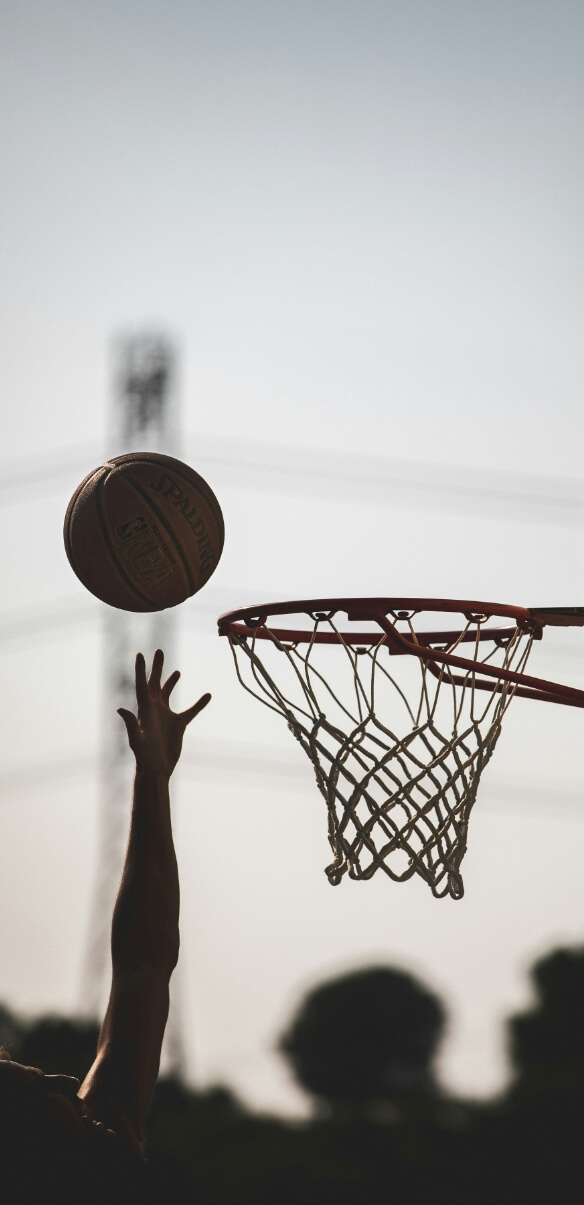 Basketball shootout tournament on an indoor court
